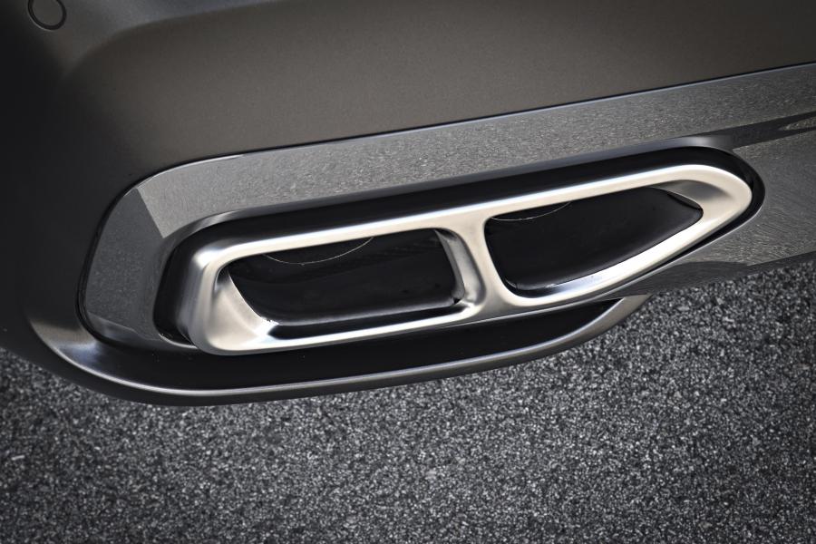 Детали экстерьера BMW M760i xDrive 2017 года  (NA) (фото 143 из 154)